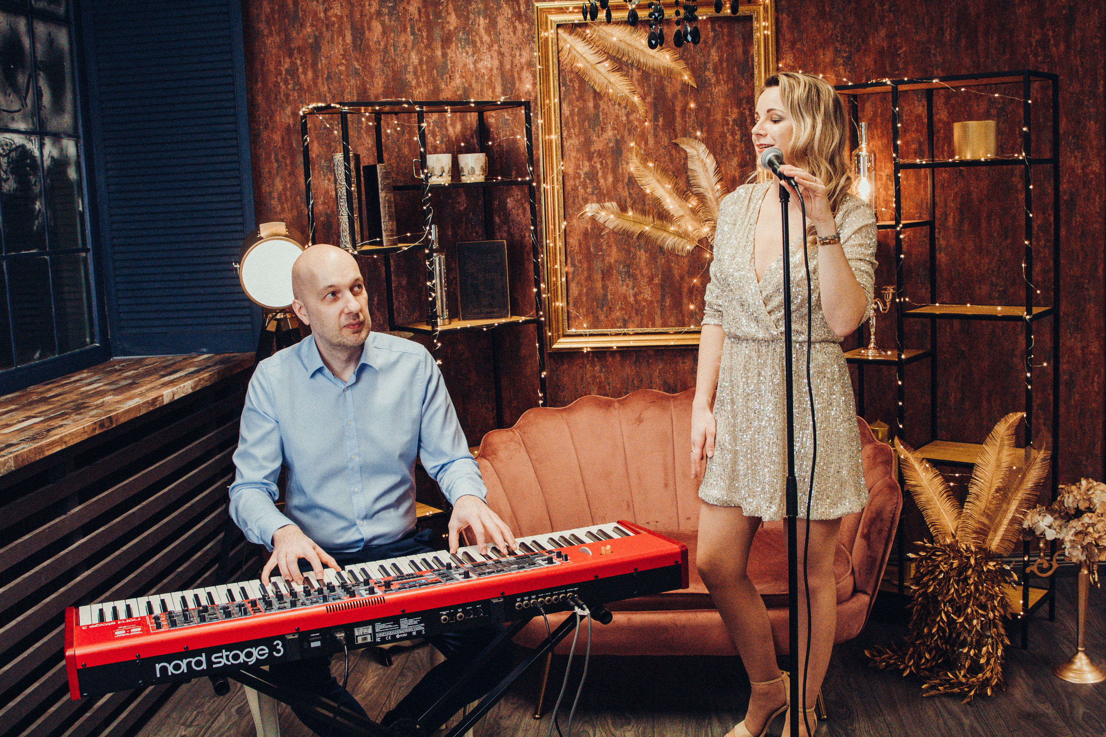 Hanna ja Ragnar esinemas stuudios